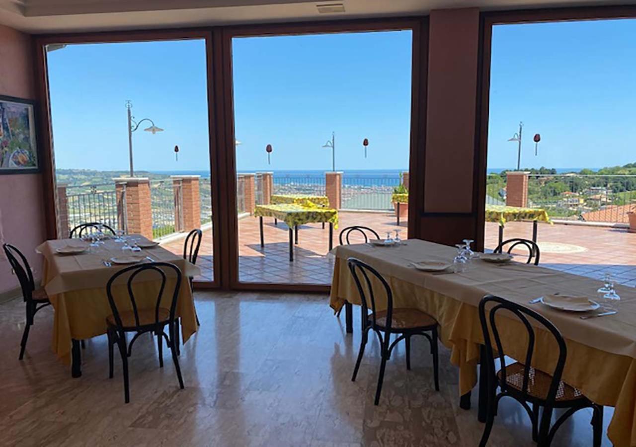 Hotel ristorante Bellavista Colonnella Esterno foto