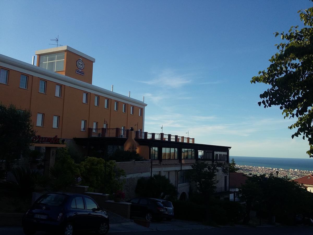 Hotel ristorante Bellavista Colonnella Esterno foto